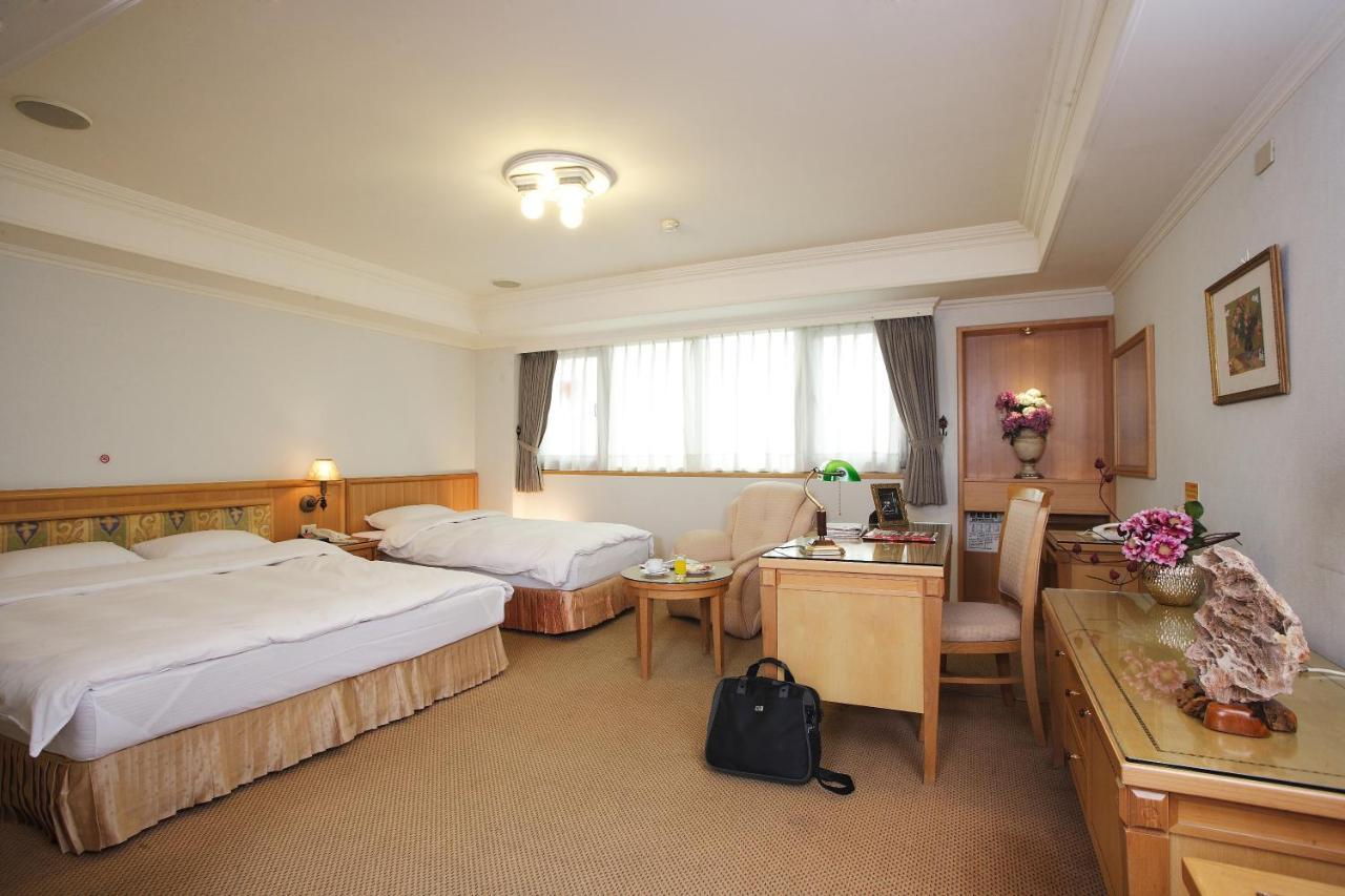 Kingdom Hotel Hszincsu Kültér fotó